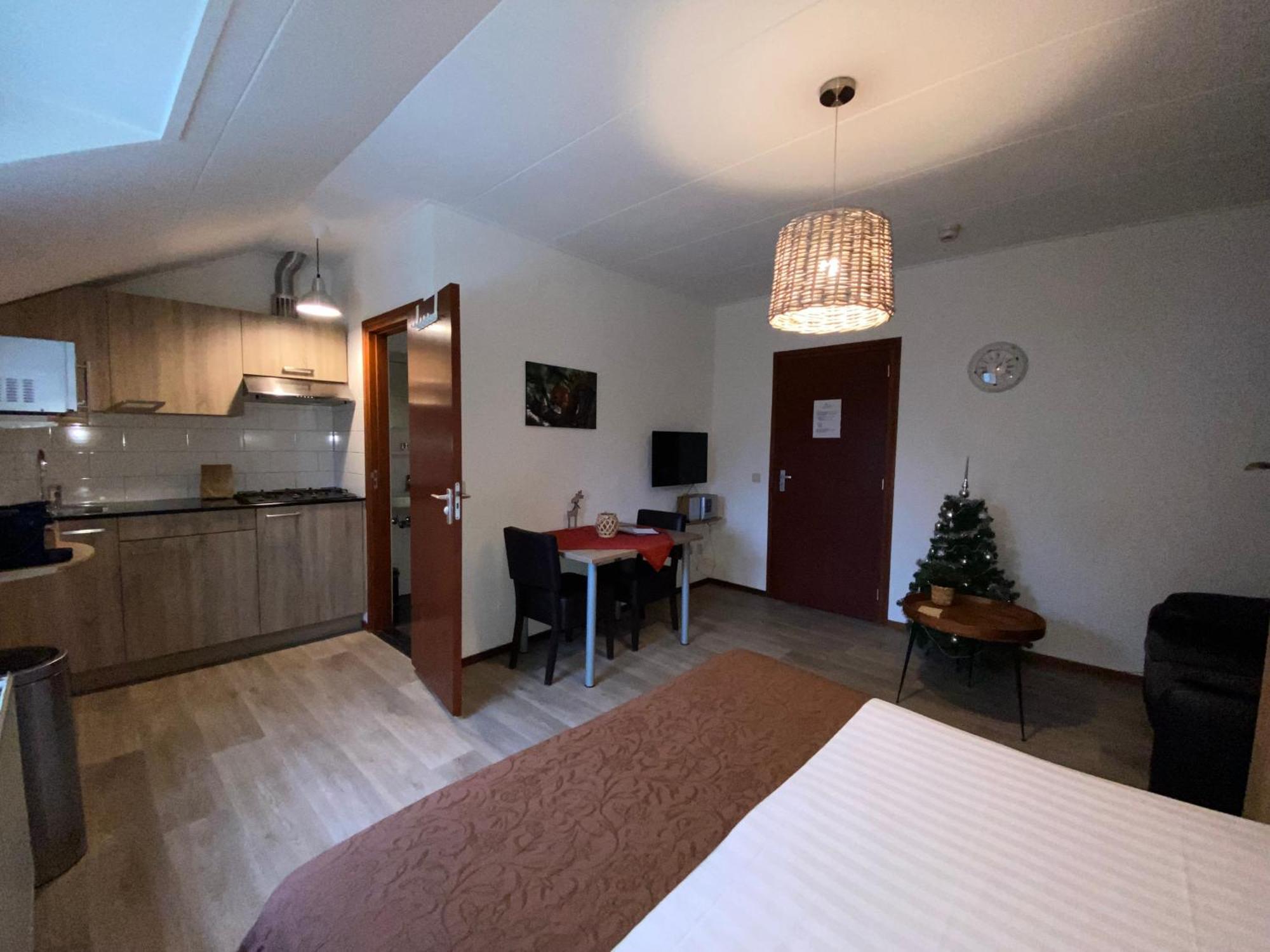 Appartementen De Zegelskoel 하이젠라스 외부 사진